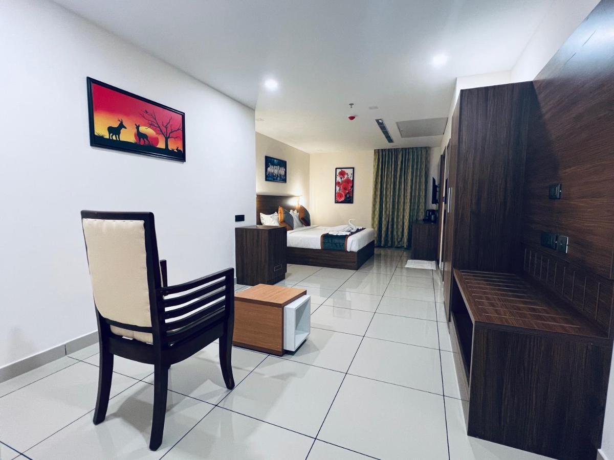 קולאם Hotel Seapark מראה חיצוני תמונה