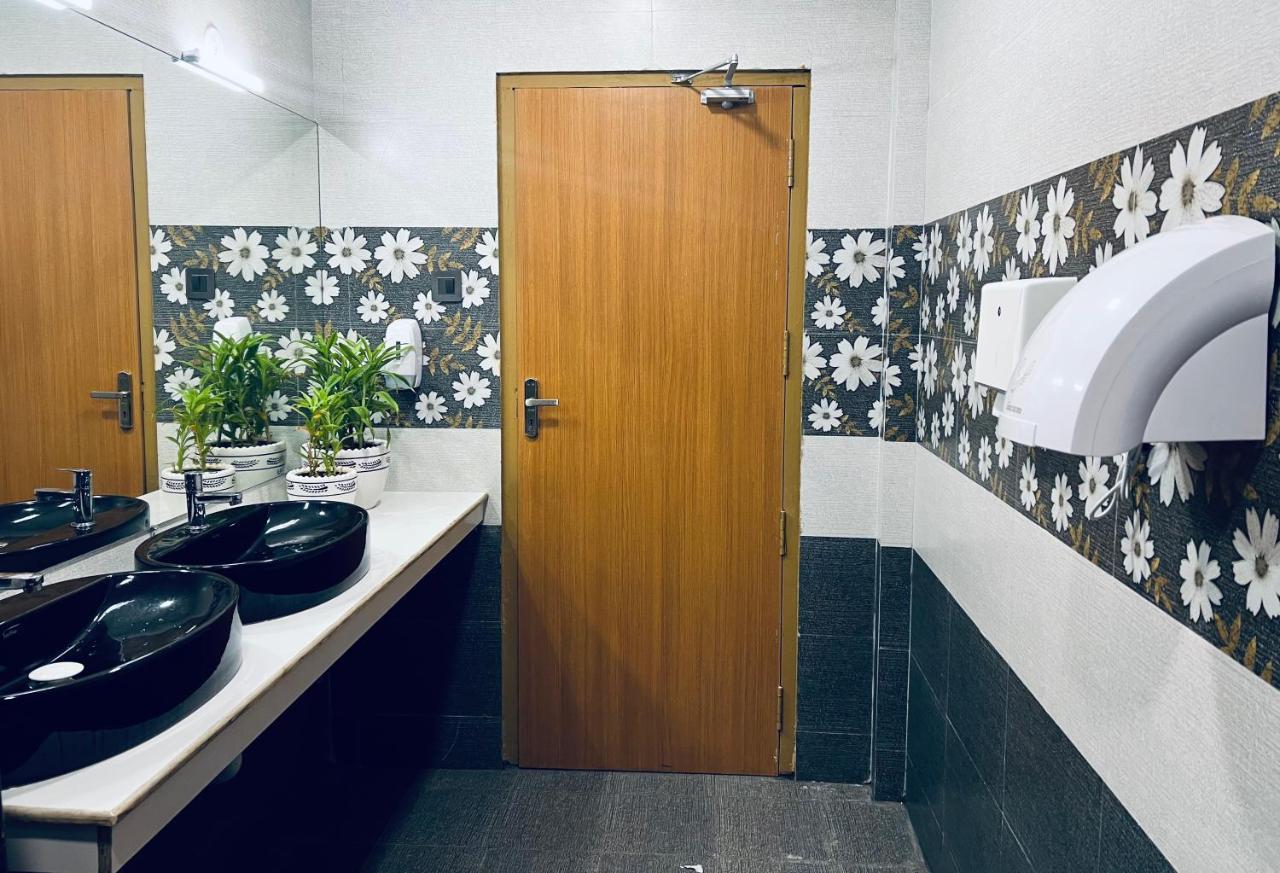 קולאם Hotel Seapark מראה חיצוני תמונה